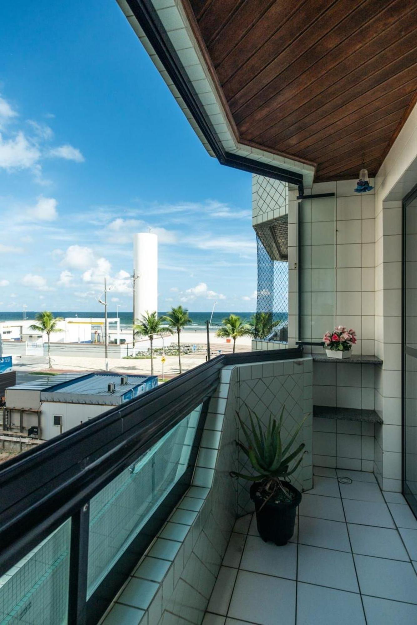 Beachfront Tupi: Ocean View with High-Speed Wi-Fi & Free Parking Praia Grande  Exterior photo